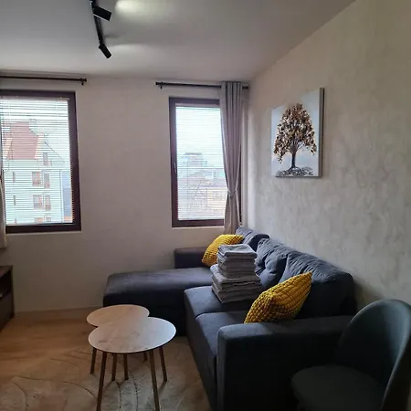 Апартамент Skycloud Cozy Modern 1 Min To Gondola Банско