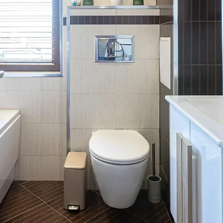 Апартамент Skycloud Cozy Modern 1 Min To Gondola